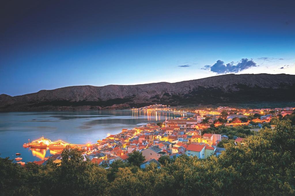 Villas Corinthia Башка Екстер'єр фото