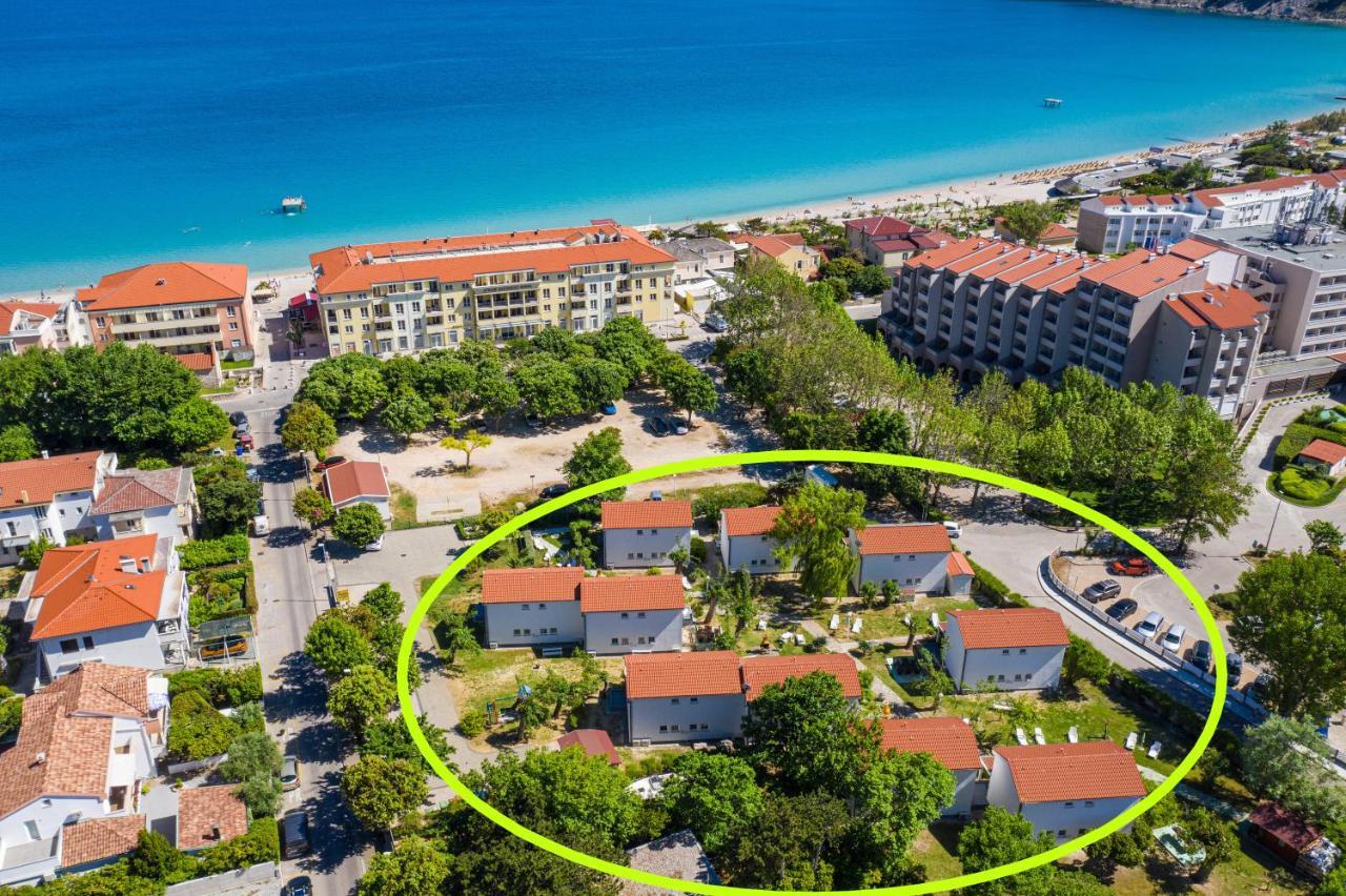 Villas Corinthia Башка Екстер'єр фото