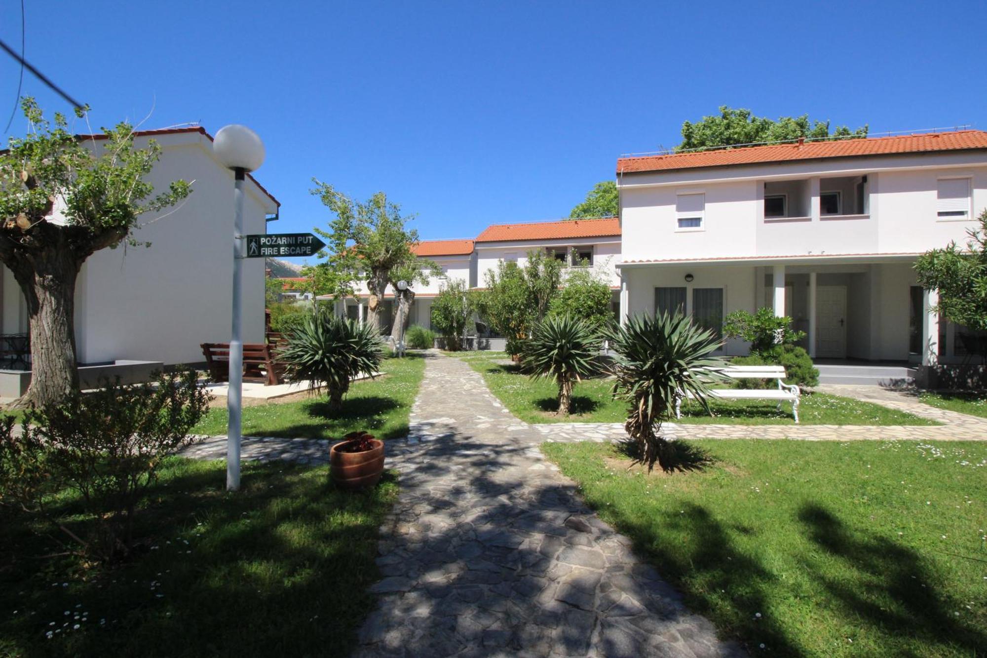 Villas Corinthia Башка Номер фото